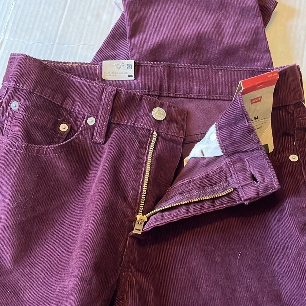 NWT-Levi’s-29-30-burgundy-511 slim-stretch, slim throughout, corduroy pants.